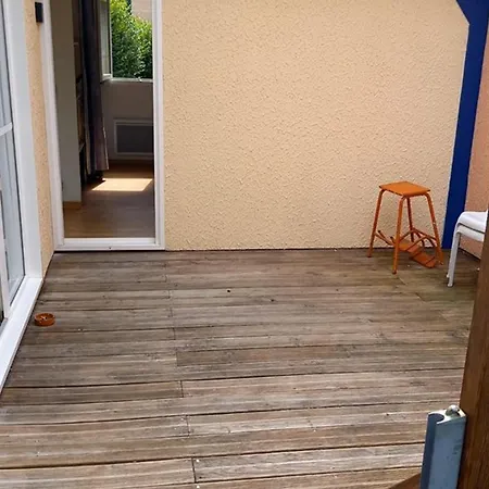 T2 Avec Piscine, Tennis Et Proche Pistes Cyclables A - Fr-1-379-171 *